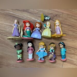 Disney Princess Mini Doll Figure Lot – 11 Figures